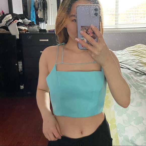 Xs/S Boohoo Cropped Cutout Tank - Picture 1 of 2